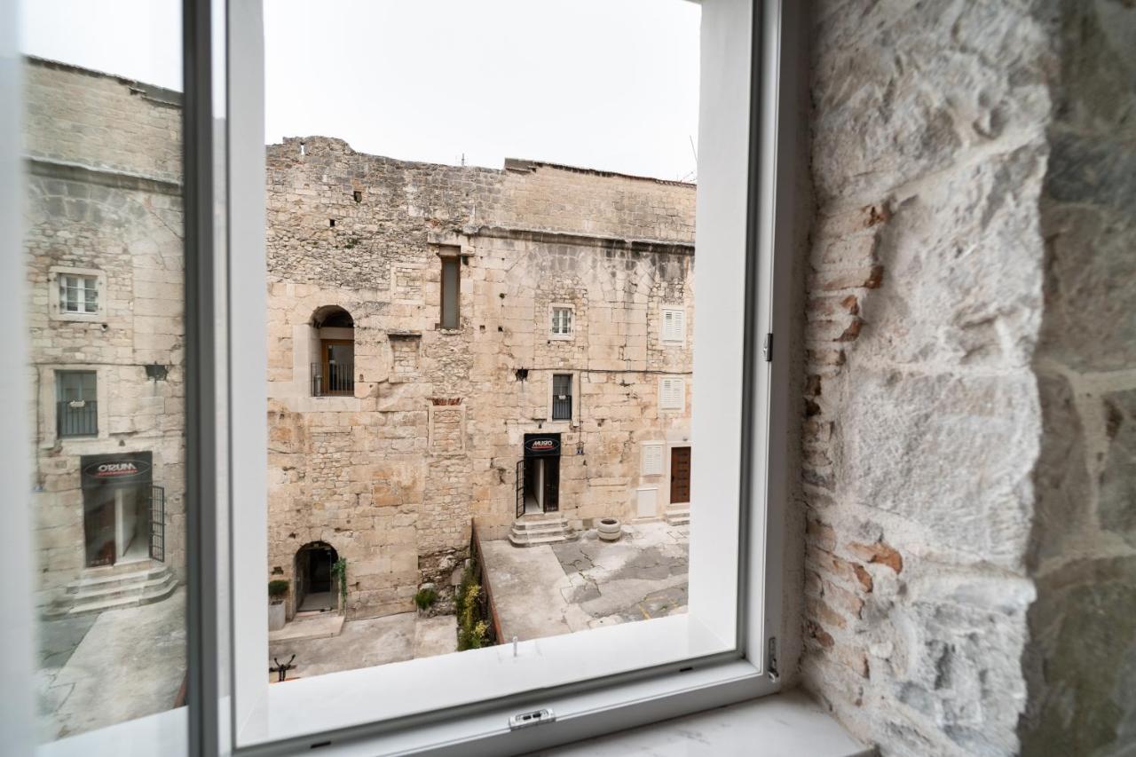 Tifani Luxury Rooms 2 Split Exterior photo