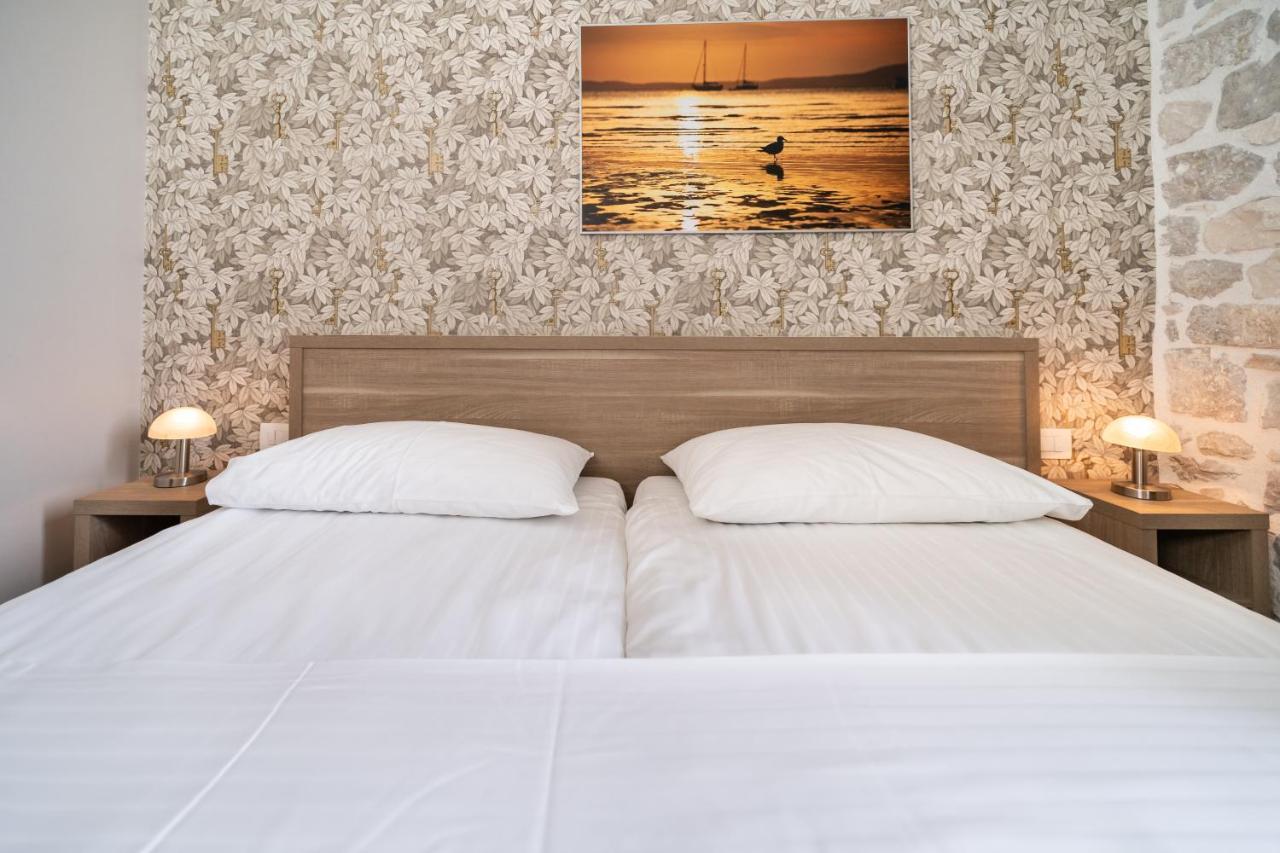 Tifani Luxury Rooms 2 Split Exterior photo