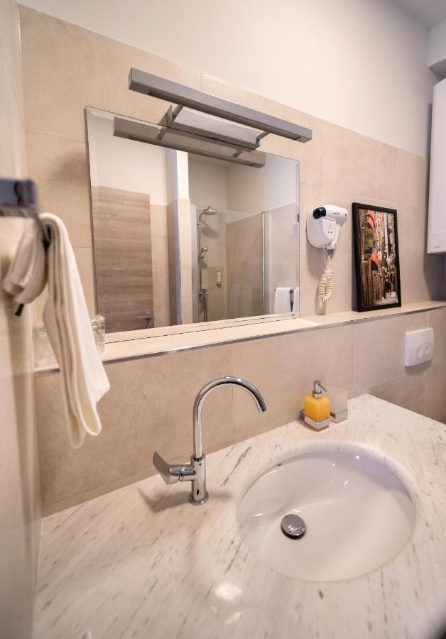 Tifani Luxury Rooms 2 Split Exterior photo
