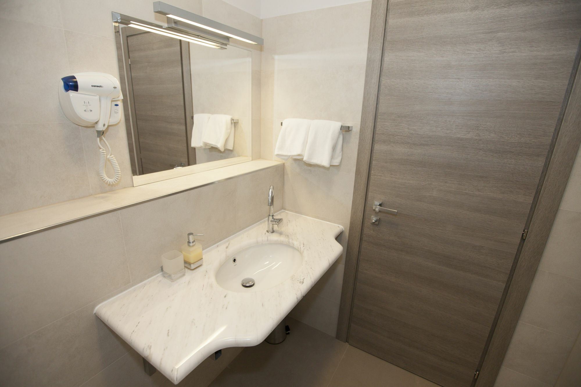 Tifani Luxury Rooms 2 Split Exterior photo