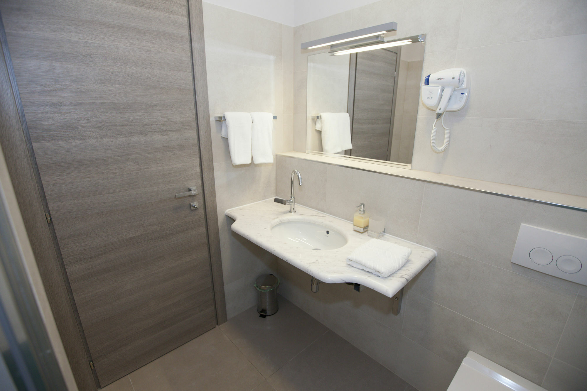 Tifani Luxury Rooms 2 Split Exterior photo