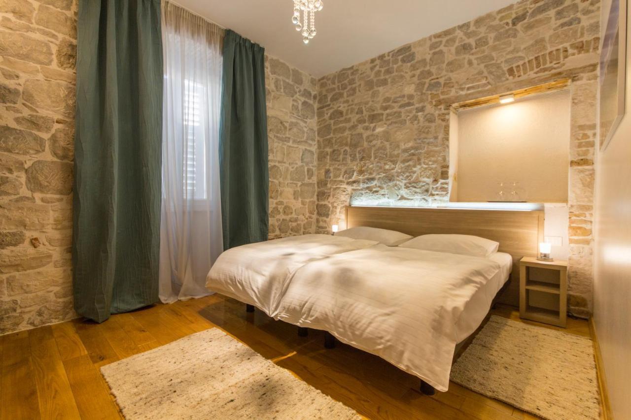 Tifani Luxury Rooms 2 Split Exterior photo