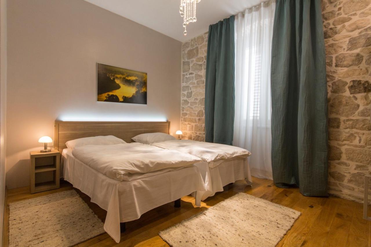 Tifani Luxury Rooms 2 Split Exterior photo